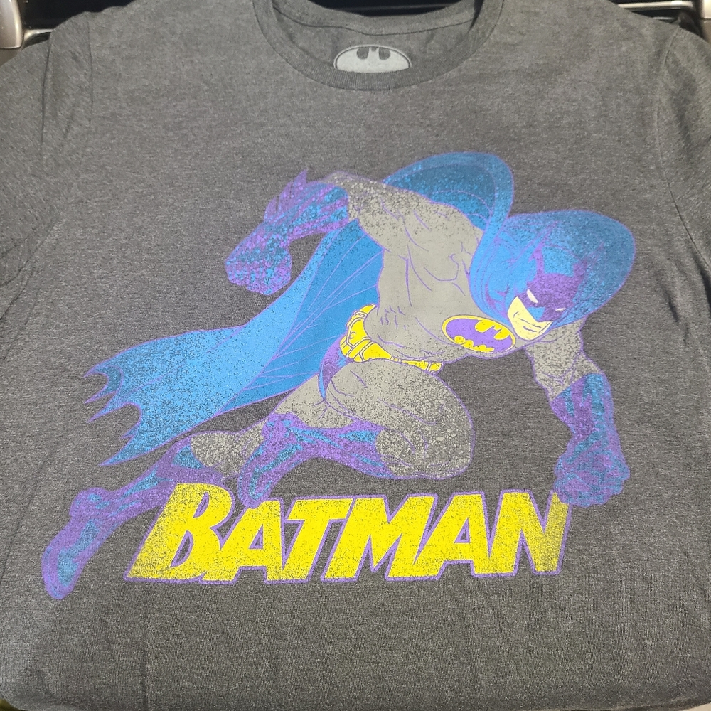 Batman Large T-Shirt Gray